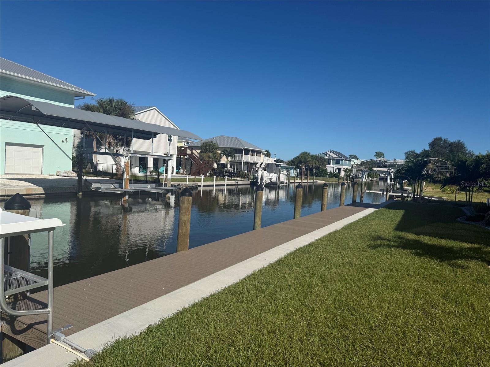 10460 RAYMOND ST, ENGLEWOOD, FL — photo 4