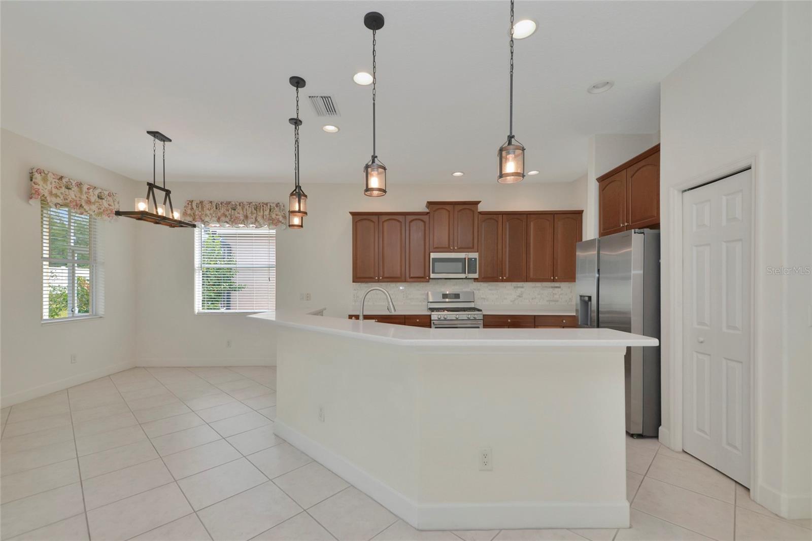 6841 74TH STREET CIR E, BRADENTON, FL — photo 13