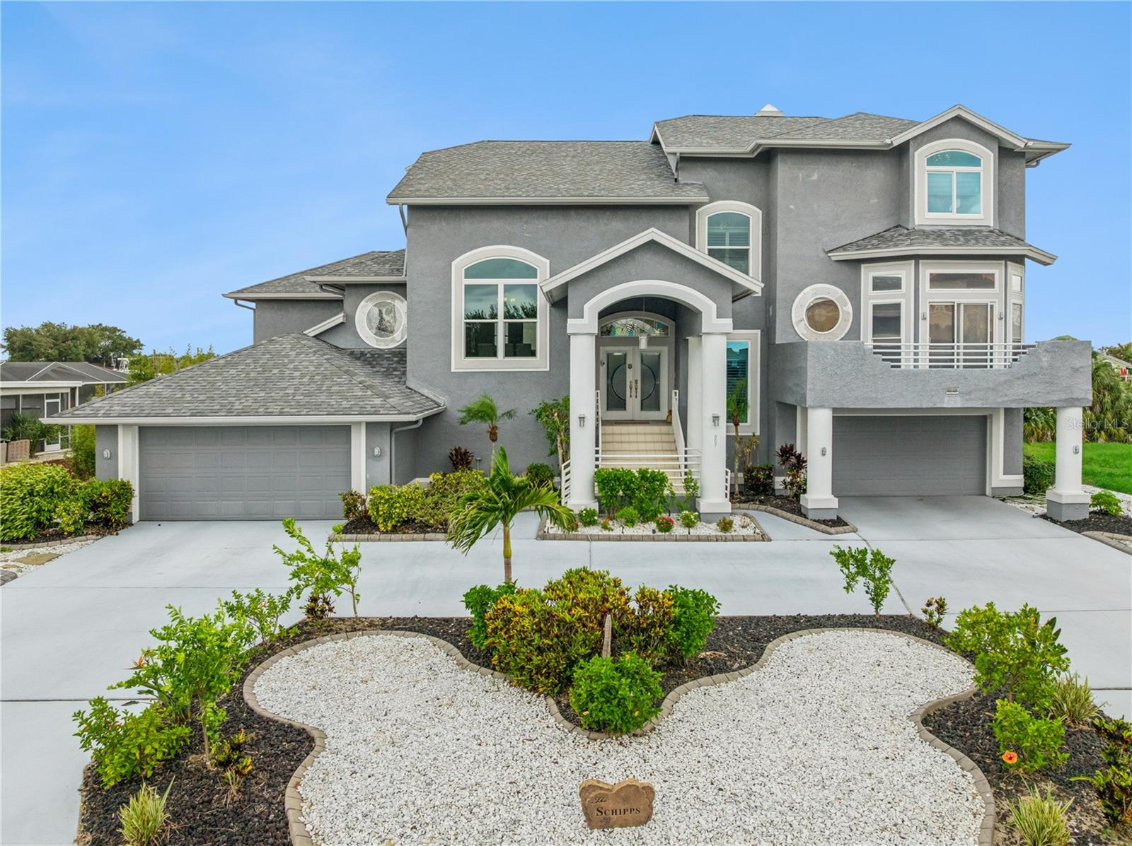 807 CHIPAWAY DR, APOLLO BEACH, FL — photo 2