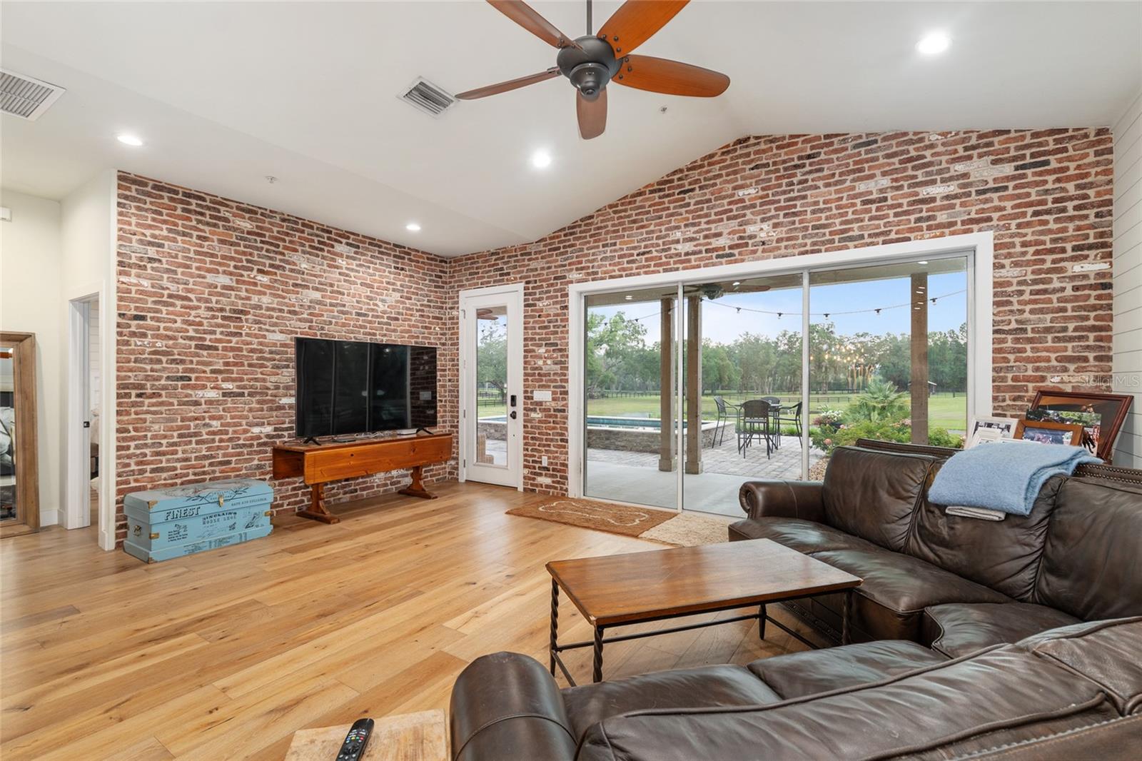 11140 NW 160TH AVE, MORRISTON, FL — photo 15