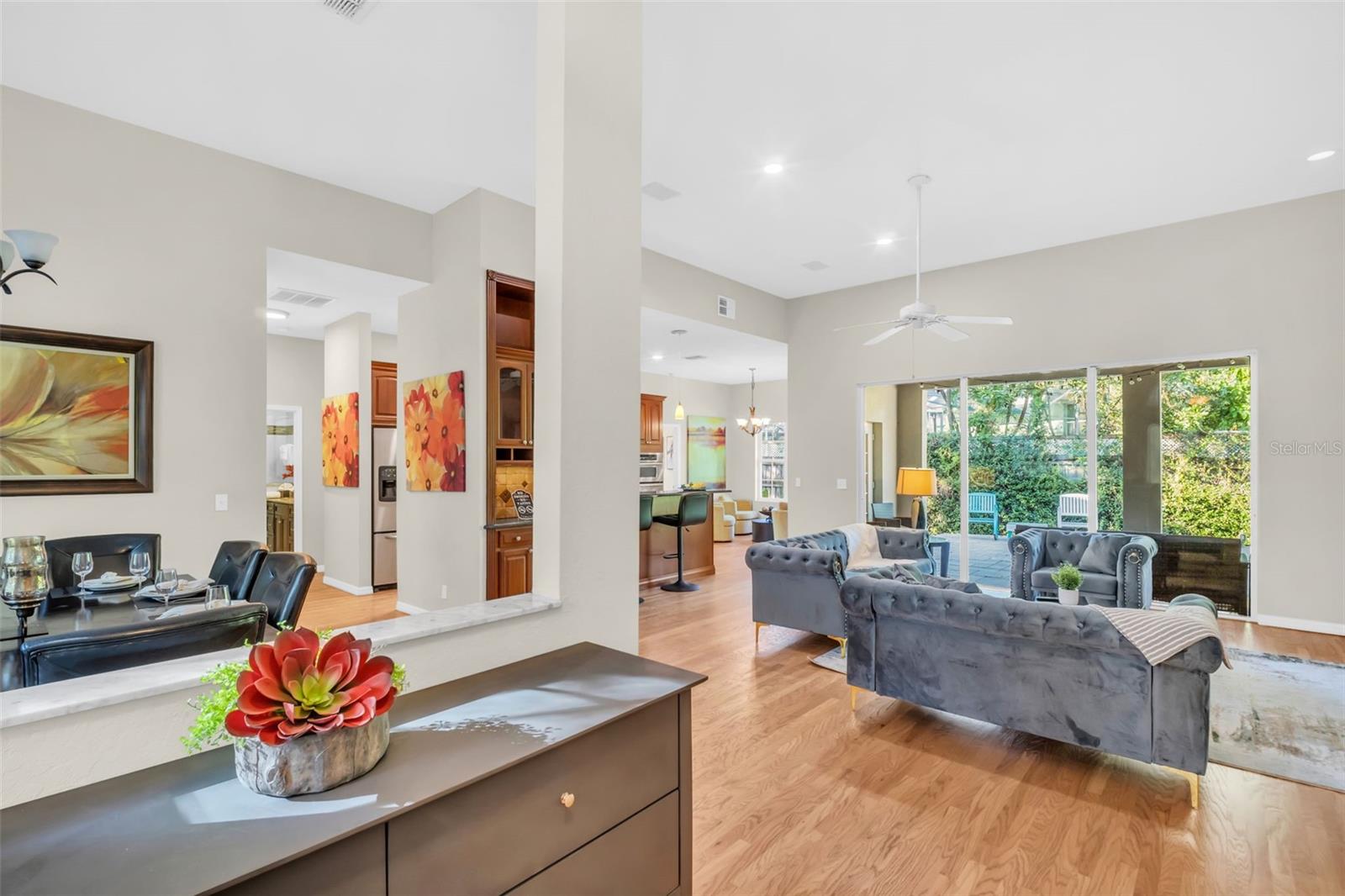 2270 BARBARA DR, CLEARWATER, FL — photo 3