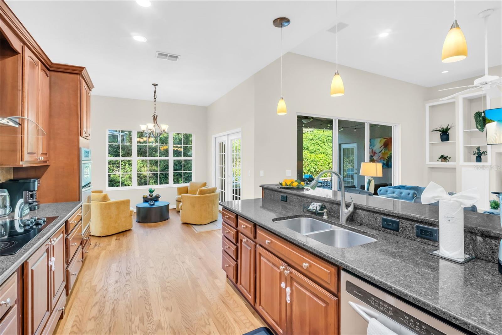 2270 BARBARA DR, CLEARWATER, FL — photo 20