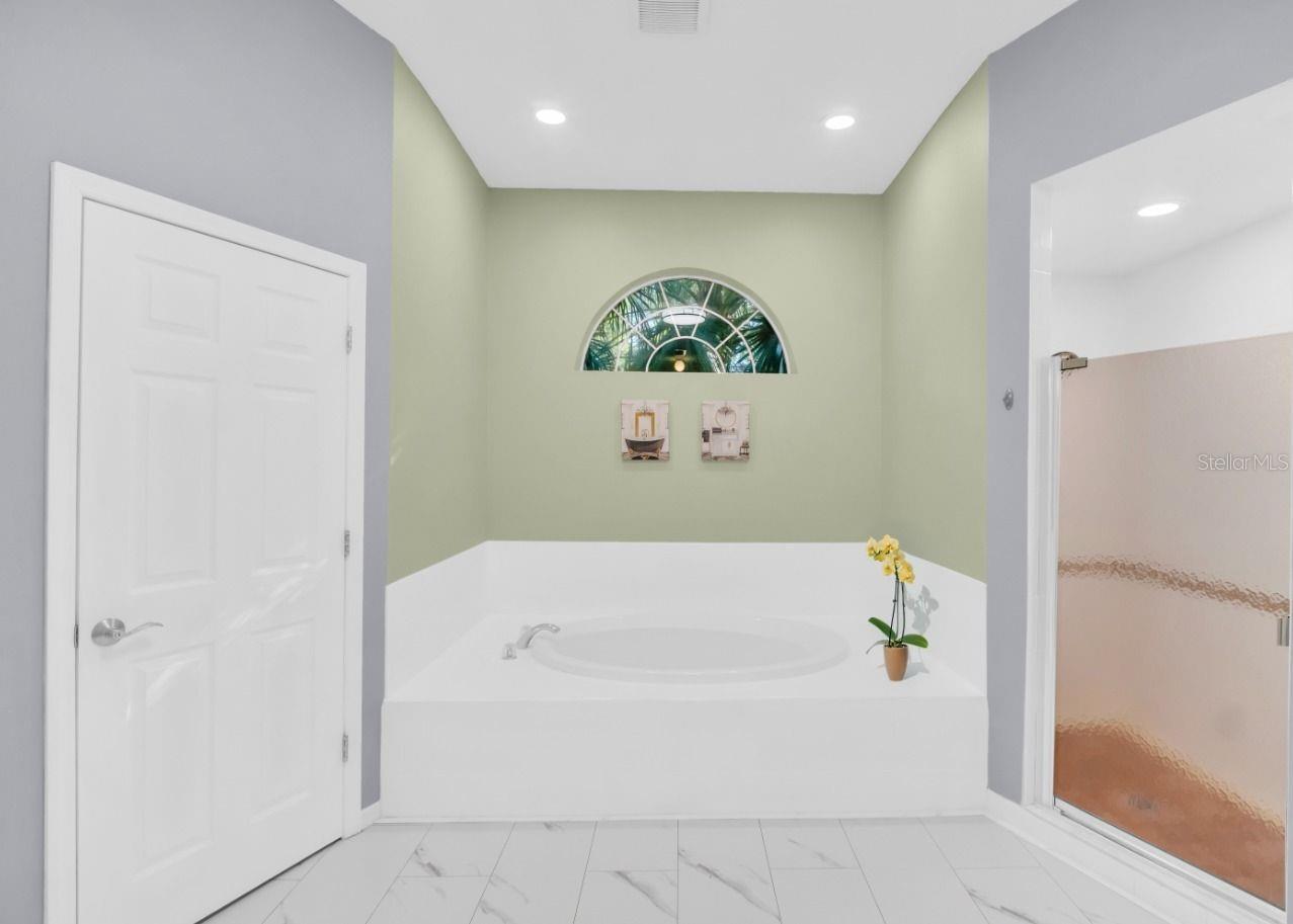 2270 BARBARA DR, CLEARWATER, FL — photo 38