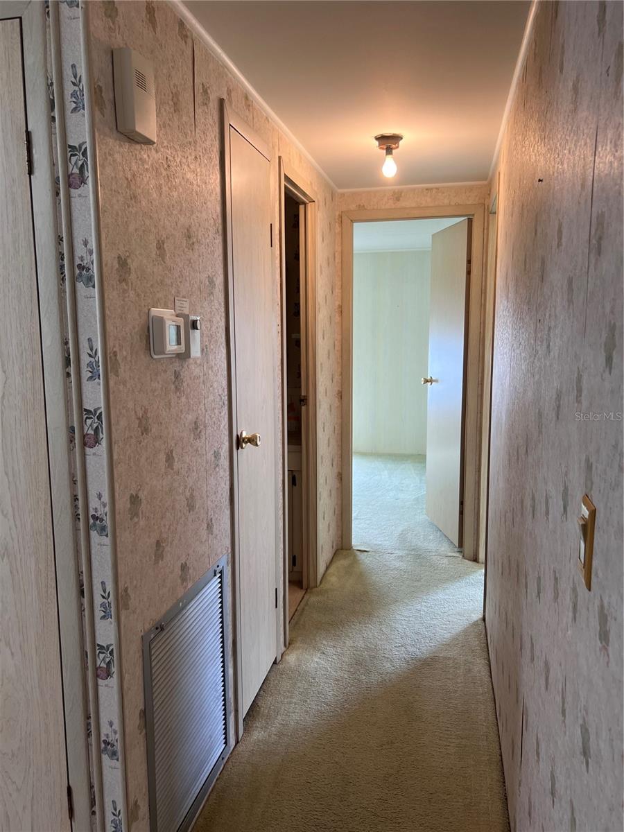 103 S FIJI CIR, ENGLEWOOD, FL — photo 18