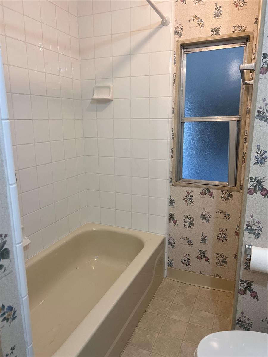103 S FIJI CIR, ENGLEWOOD, FL — photo 21