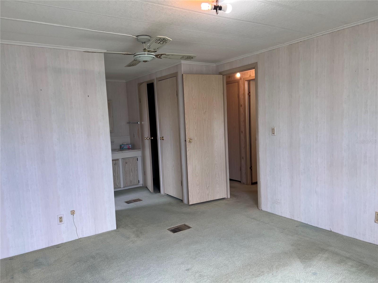 103 S FIJI CIR, ENGLEWOOD, FL — photo 24