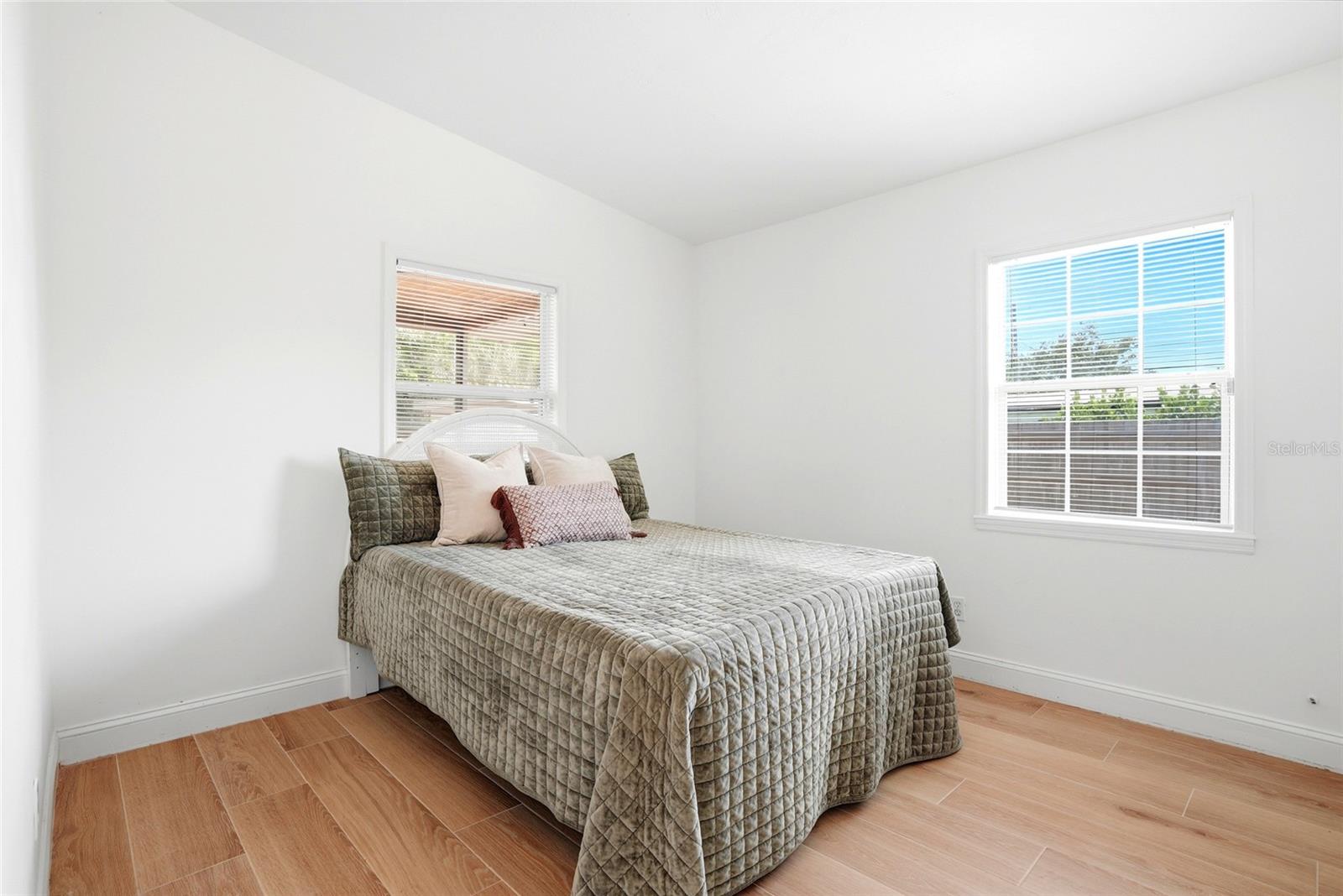 4030 MARLIN DR SE, ST PETERSBURG, FL — photo 12