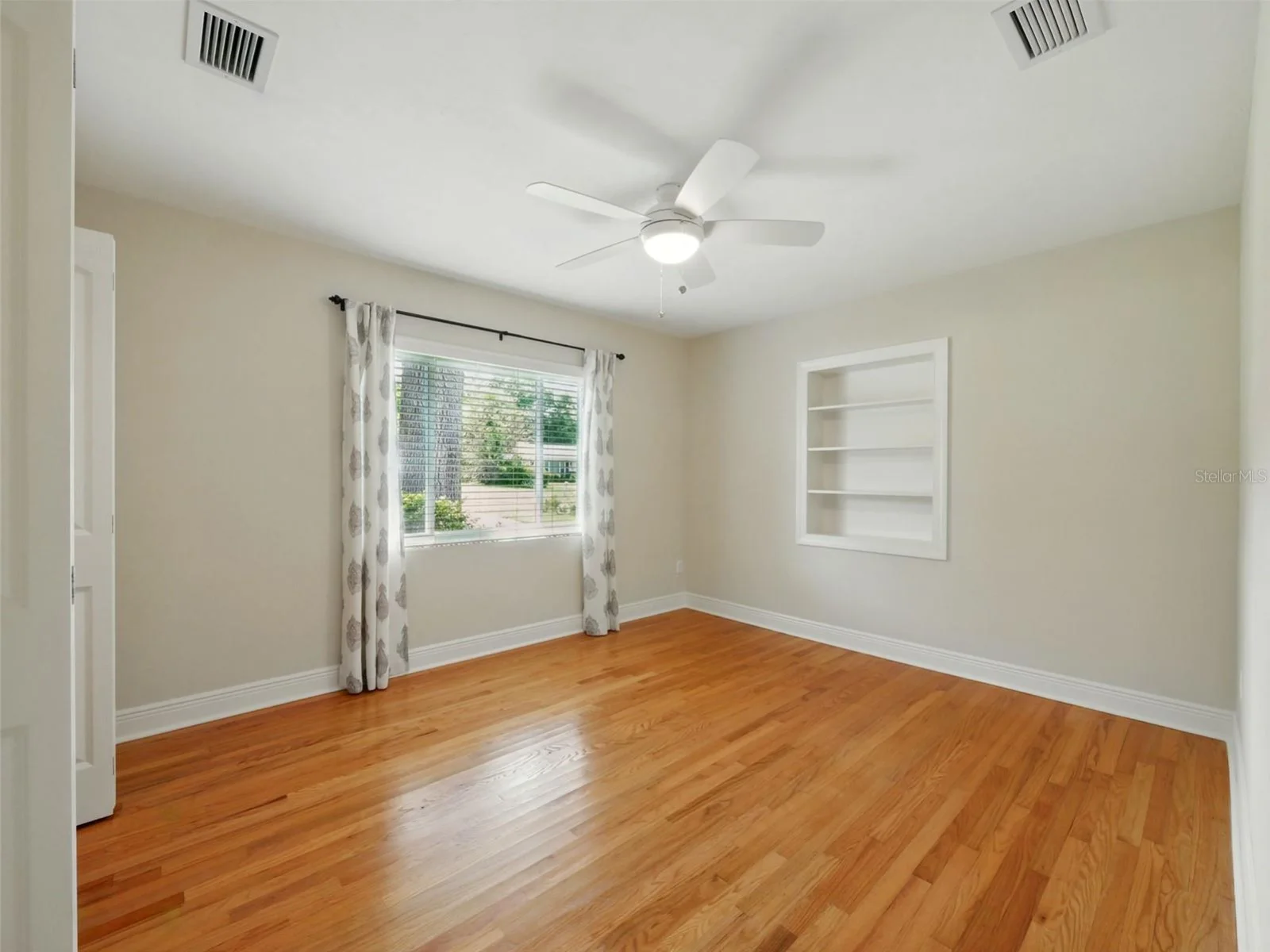 1426 CRESTVIEW DR, MOUNT DORA, FL — photo 14