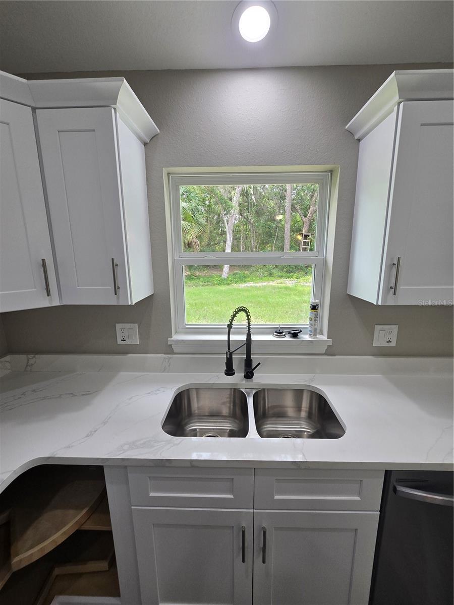 30 SEQUOIA DRIVE TRCE, OCKLAWAHA, FL — photo 17
