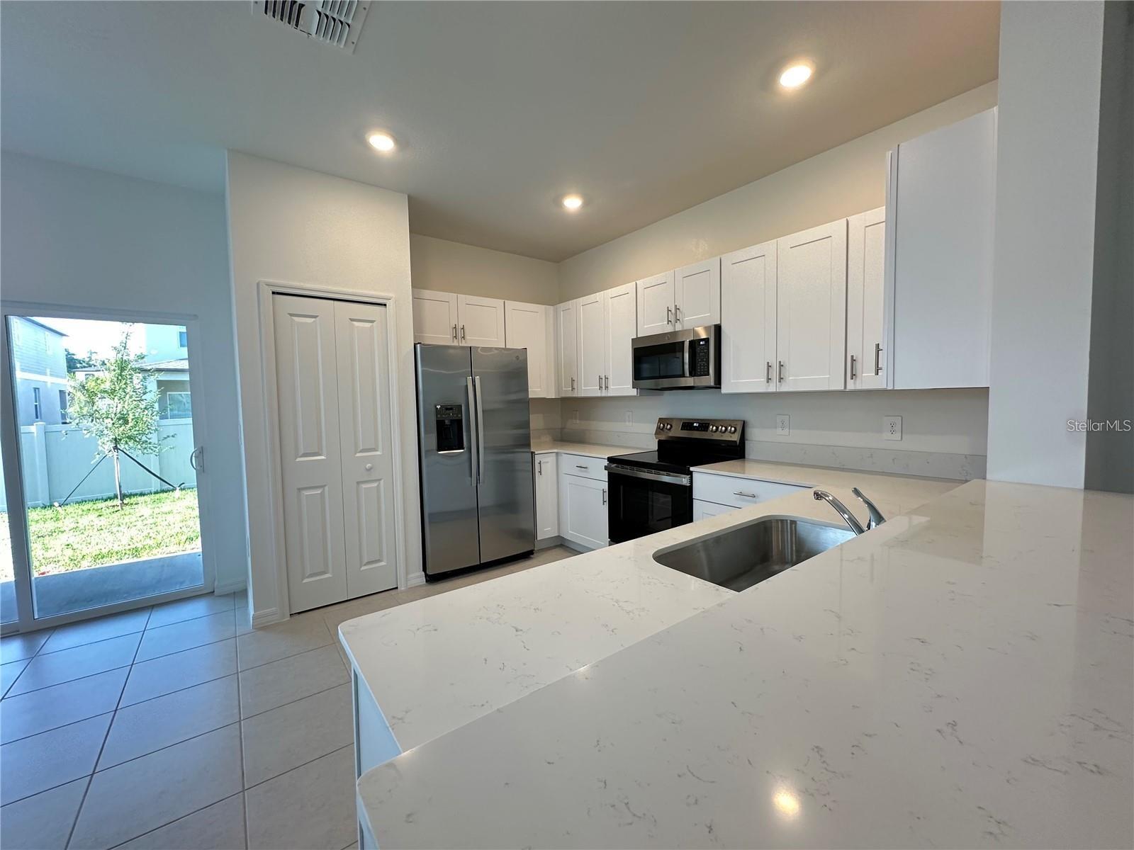 2655 BUTTERCUP LUCINE LN, RUSKIN, FL — photo 5