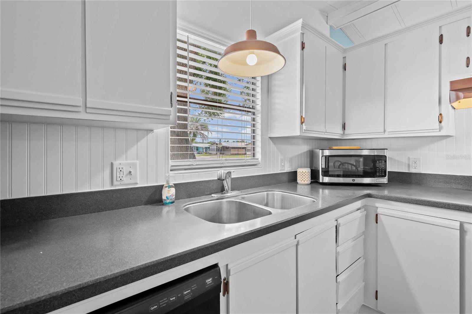 36428 MALIBU WAY, ZEPHYRHILLS, FL — photo 7