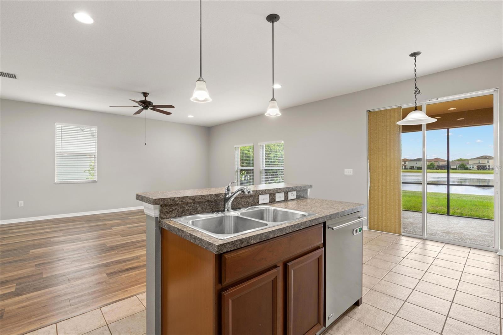 10284 NEWMINSTER LOOP, RUSKIN, FL — photo 13