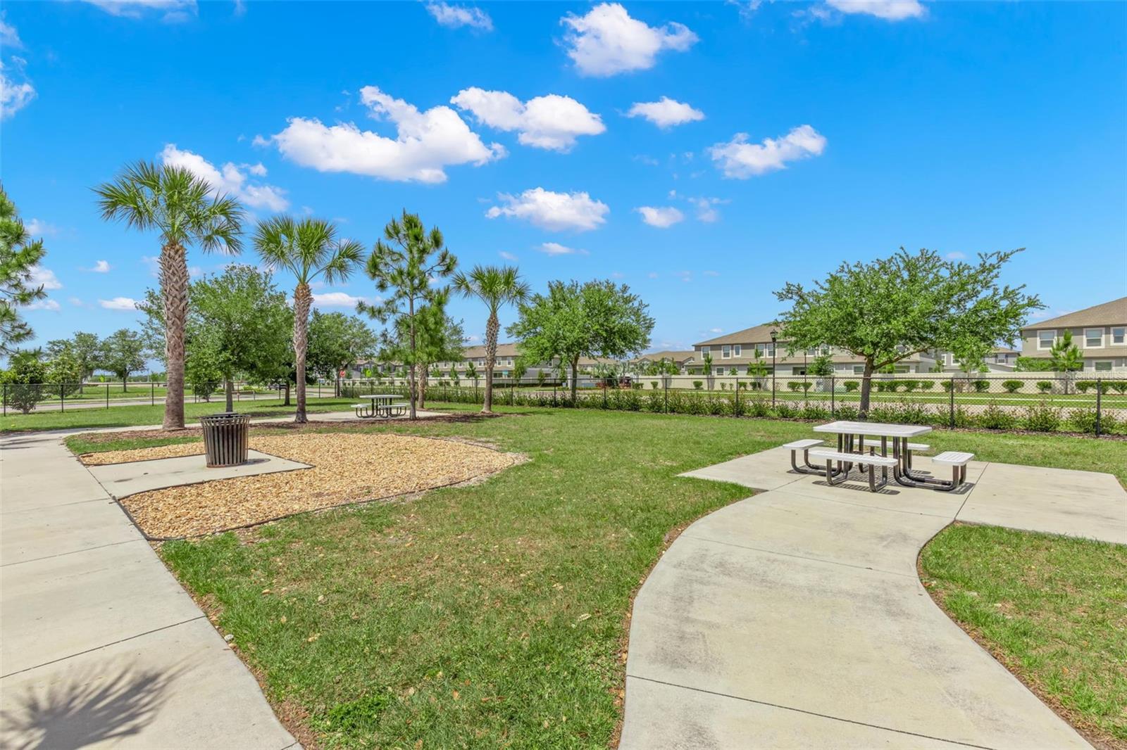 10284 NEWMINSTER LOOP, RUSKIN, FL — photo 68