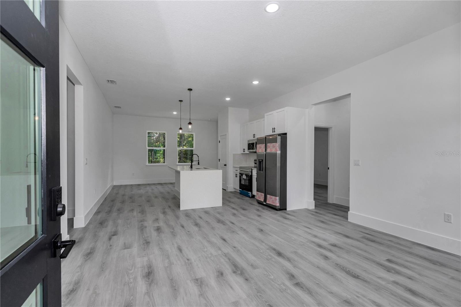 219 E CALDWELL DR, DUNNELLON, FL — photo 11