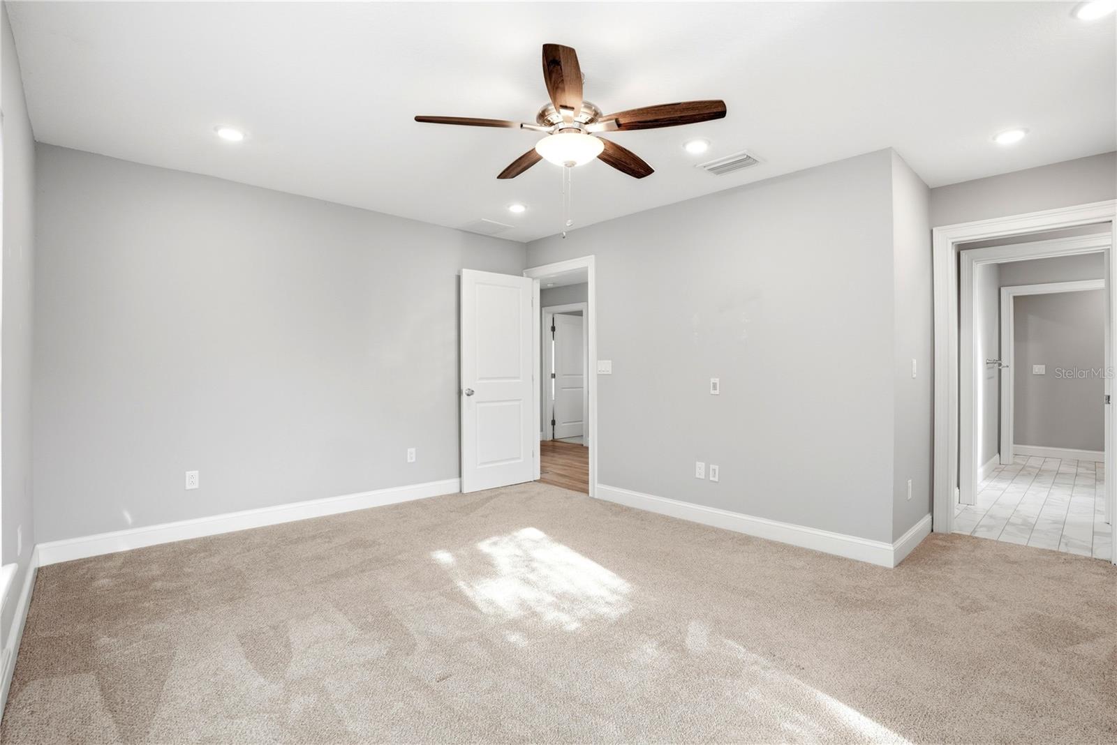 1712 31ST AVE N, ST PETERSBURG, FL — photo 31