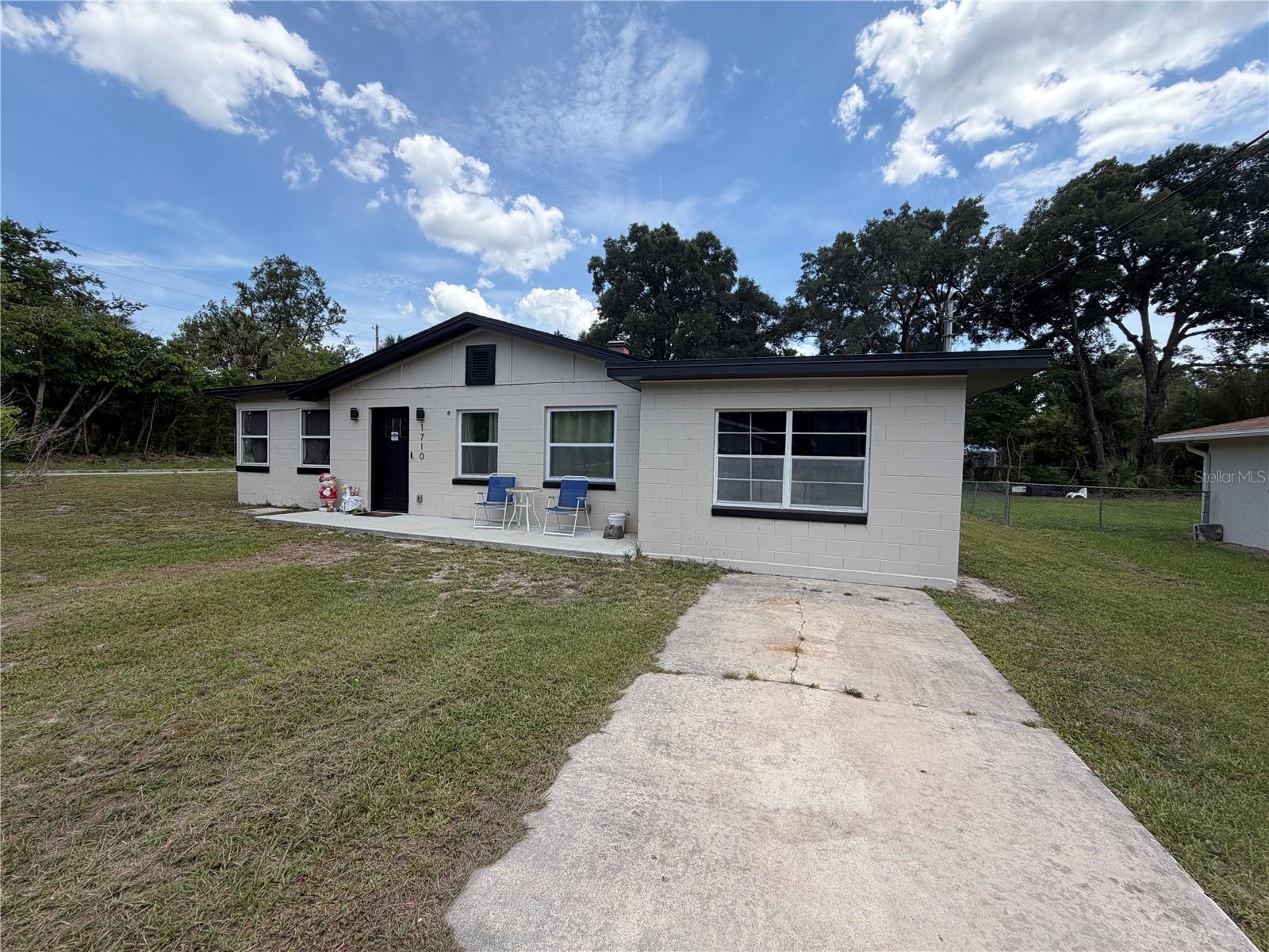 1710 HOLLY BLVD, DELAND, FL — photo 2