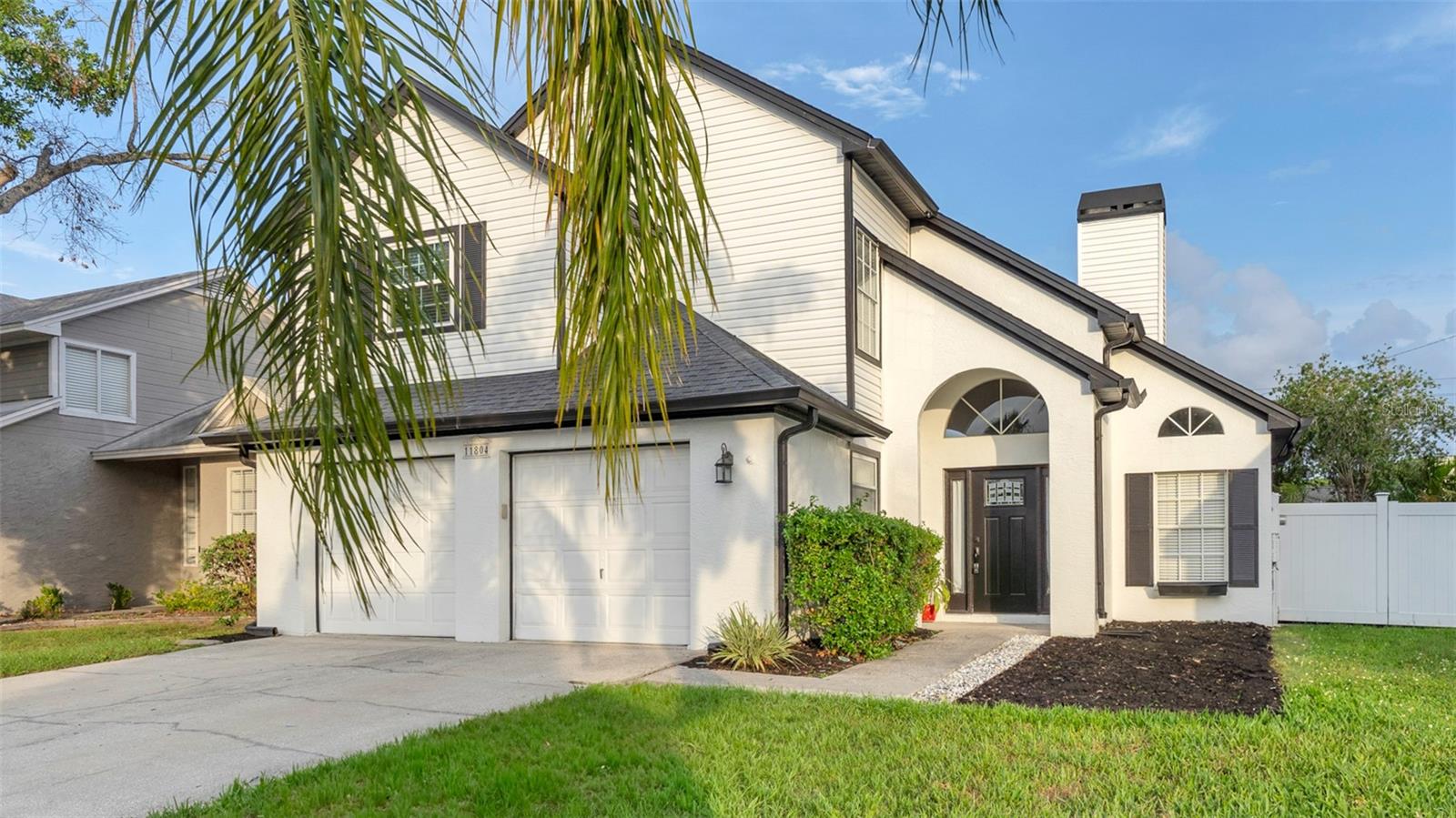 11804 BRANCH MOORING DR, TAMPA, FL — photo 2