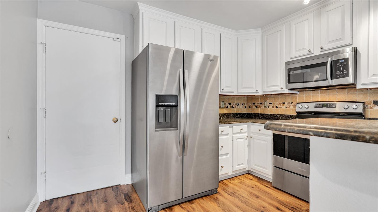 11804 BRANCH MOORING DR, TAMPA, FL — photo 17