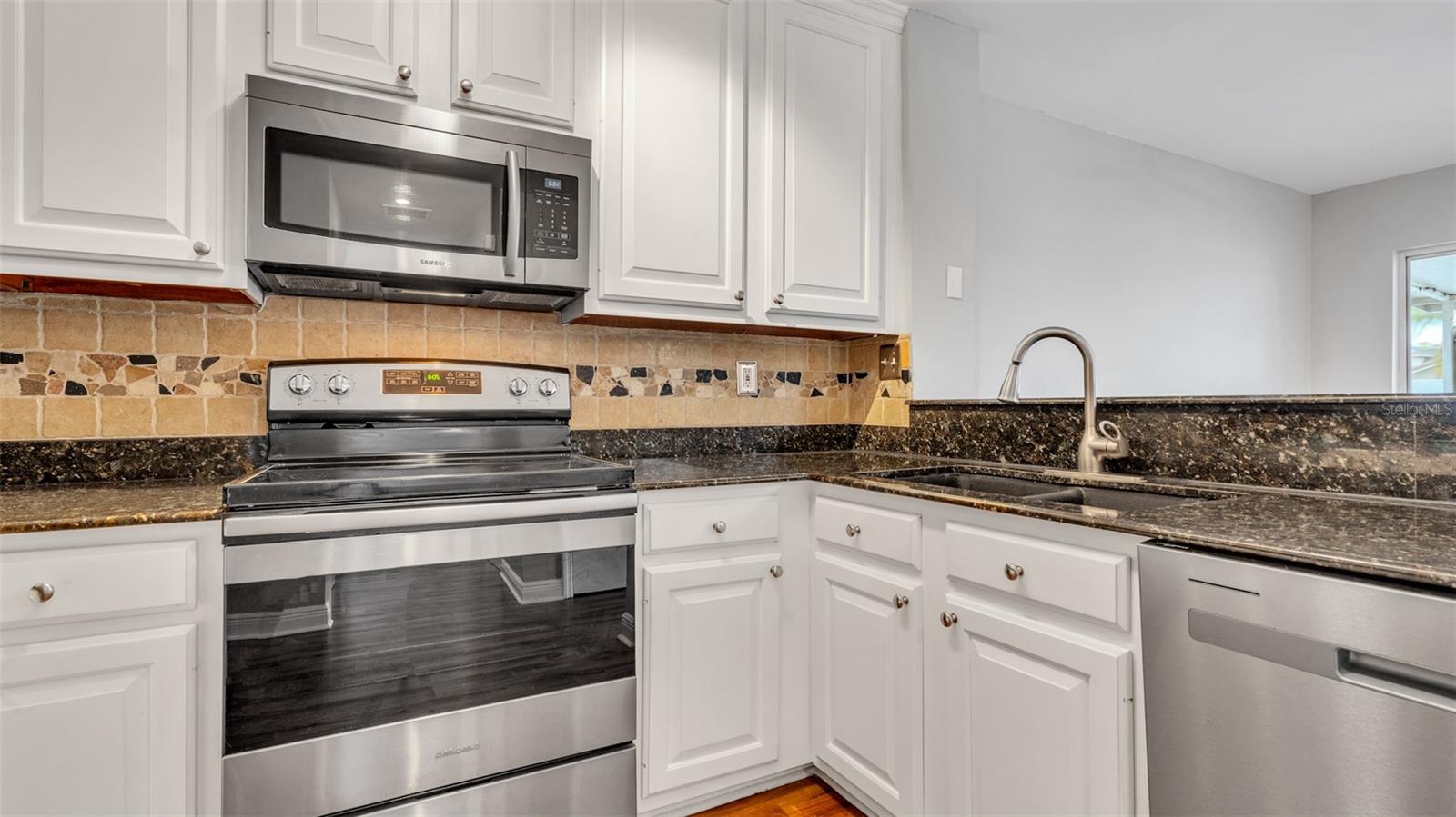 11804 BRANCH MOORING DR, TAMPA, FL — photo 19