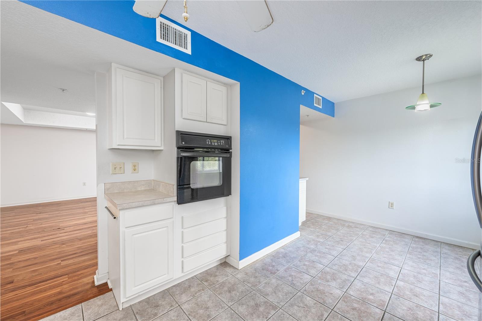 1150 CARMEL CIR #302, CASSELBERRY, FL — photo 10