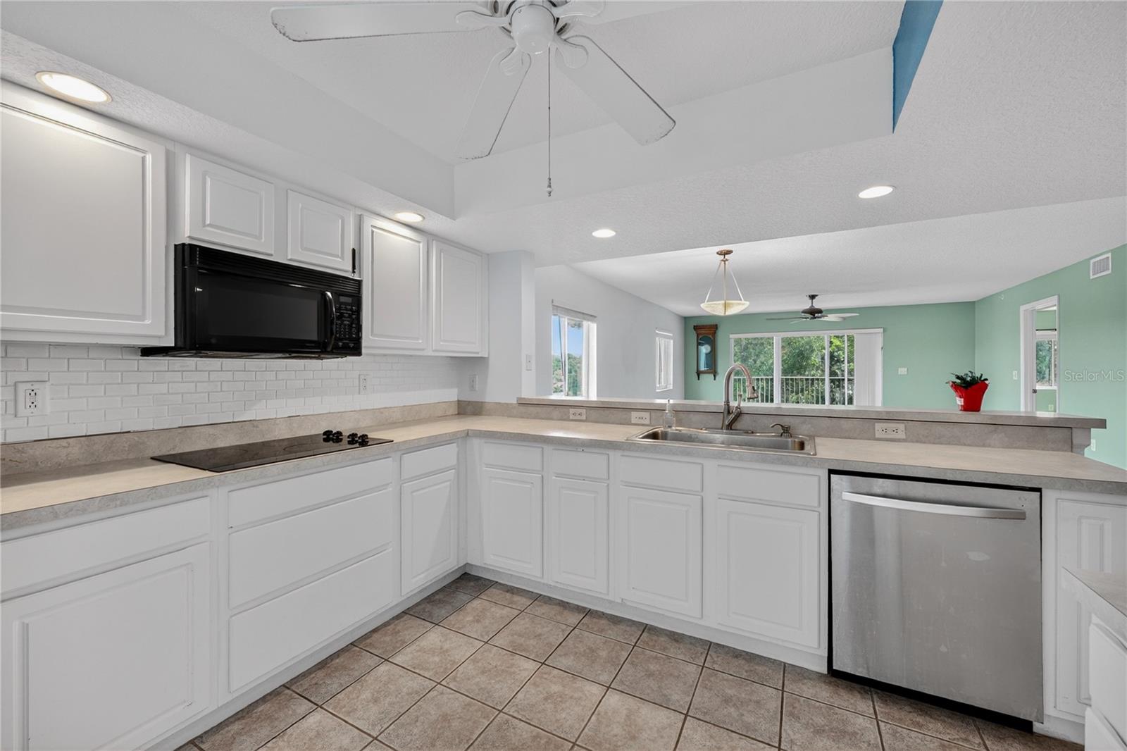 1150 CARMEL CIR #302, CASSELBERRY, FL — photo 39