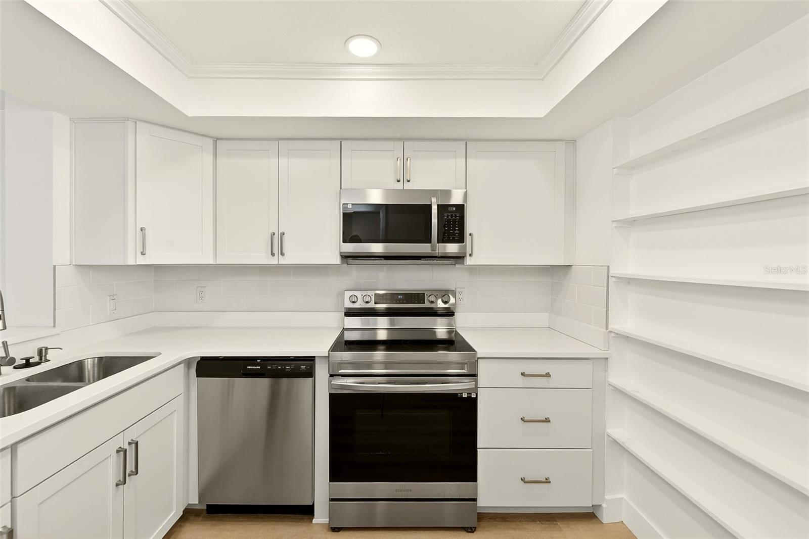 16308 GULF BLVD #103, REDINGTON BEACH, FL — photo 5