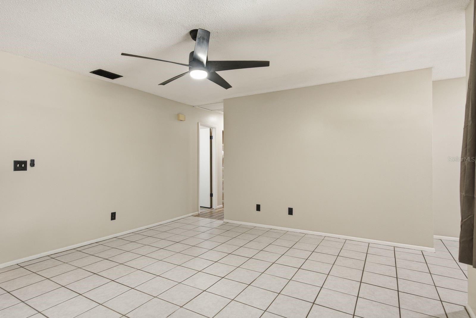 442 EVERGREEN DR, OLDSMAR, FL — photo 9