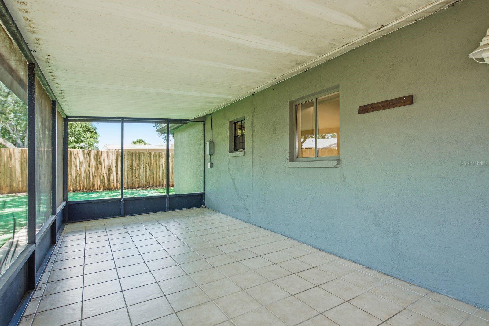 442 EVERGREEN DR, OLDSMAR, FL — photo 30