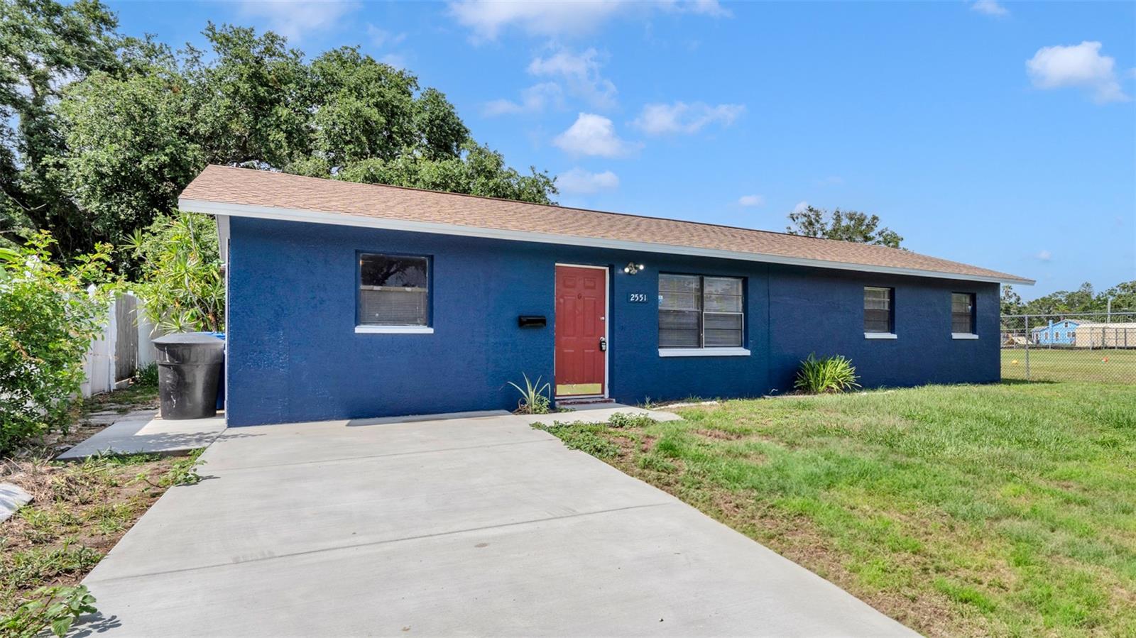 2551 26TH AVE S, ST PETERSBURG, FL — photo 3