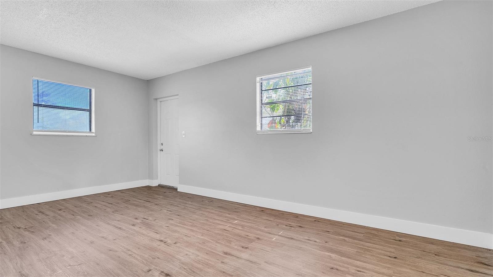 2551 26TH AVE S, ST PETERSBURG, FL — photo 12