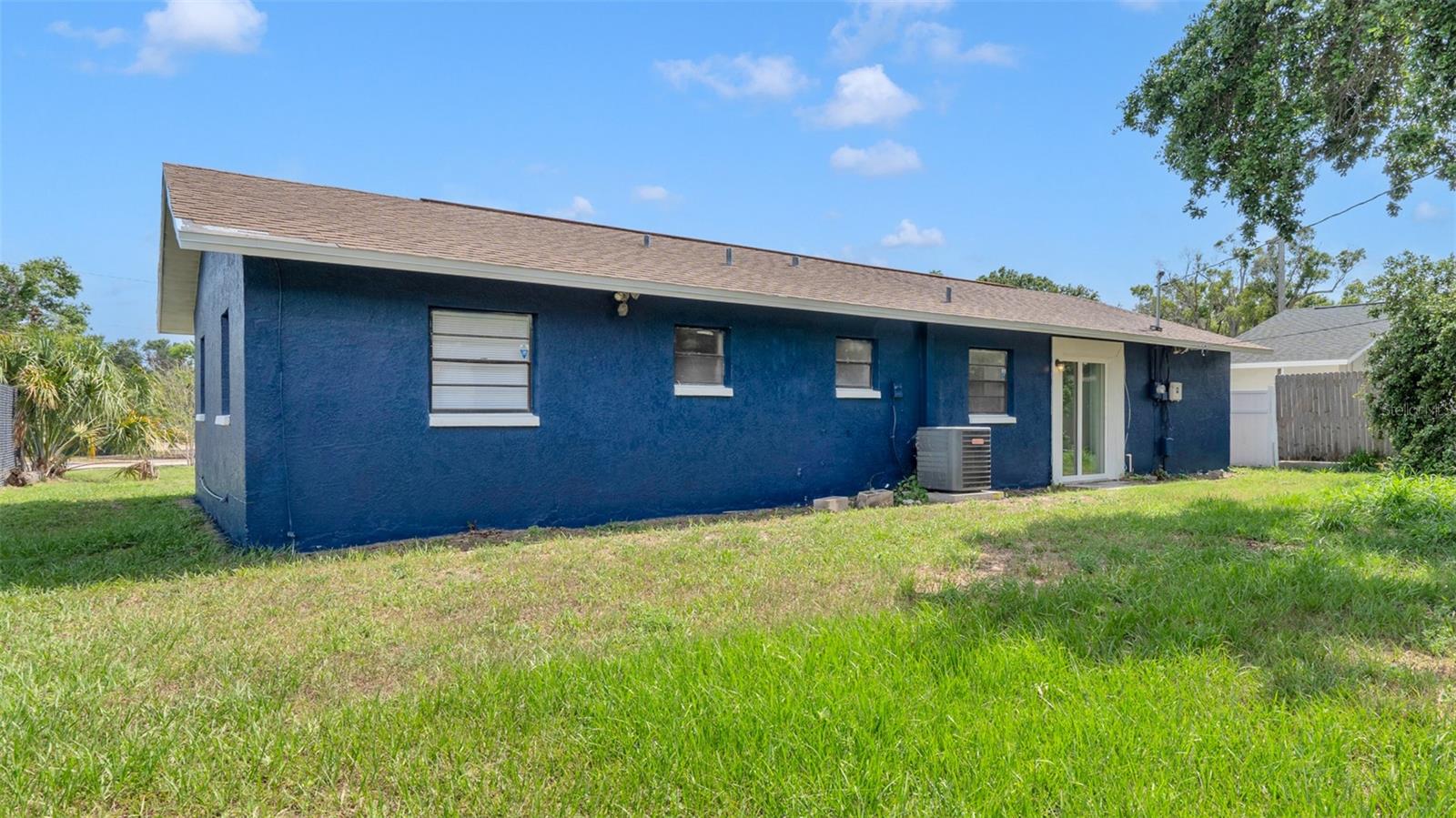 2551 26TH AVE S, ST PETERSBURG, FL — photo 28