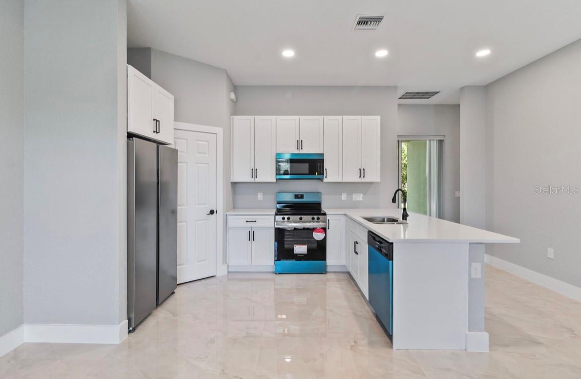 20462 KENILWORTH BLVD, PORT CHARLOTTE, FL — photo 2