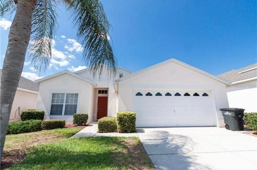 8121 FAN PALM WAY, KISSIMMEE, FL — photo 2