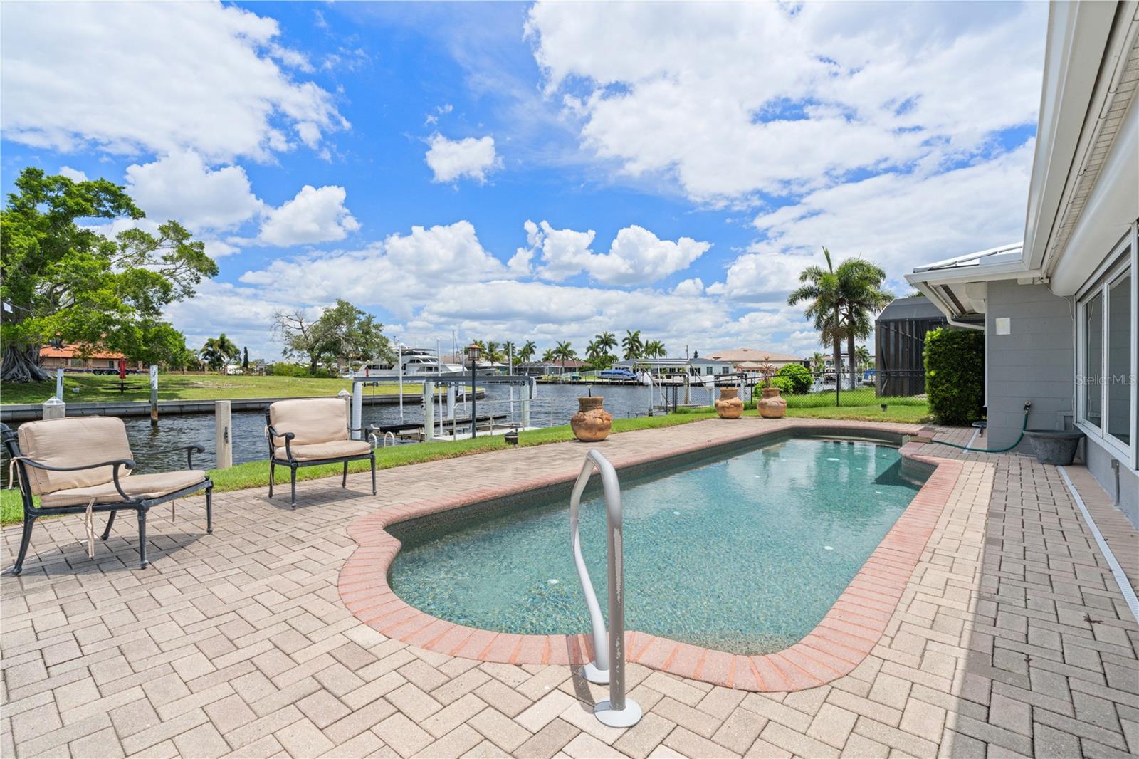 2211 PALM TREE DR, PUNTA GORDA, FL — photo 51
