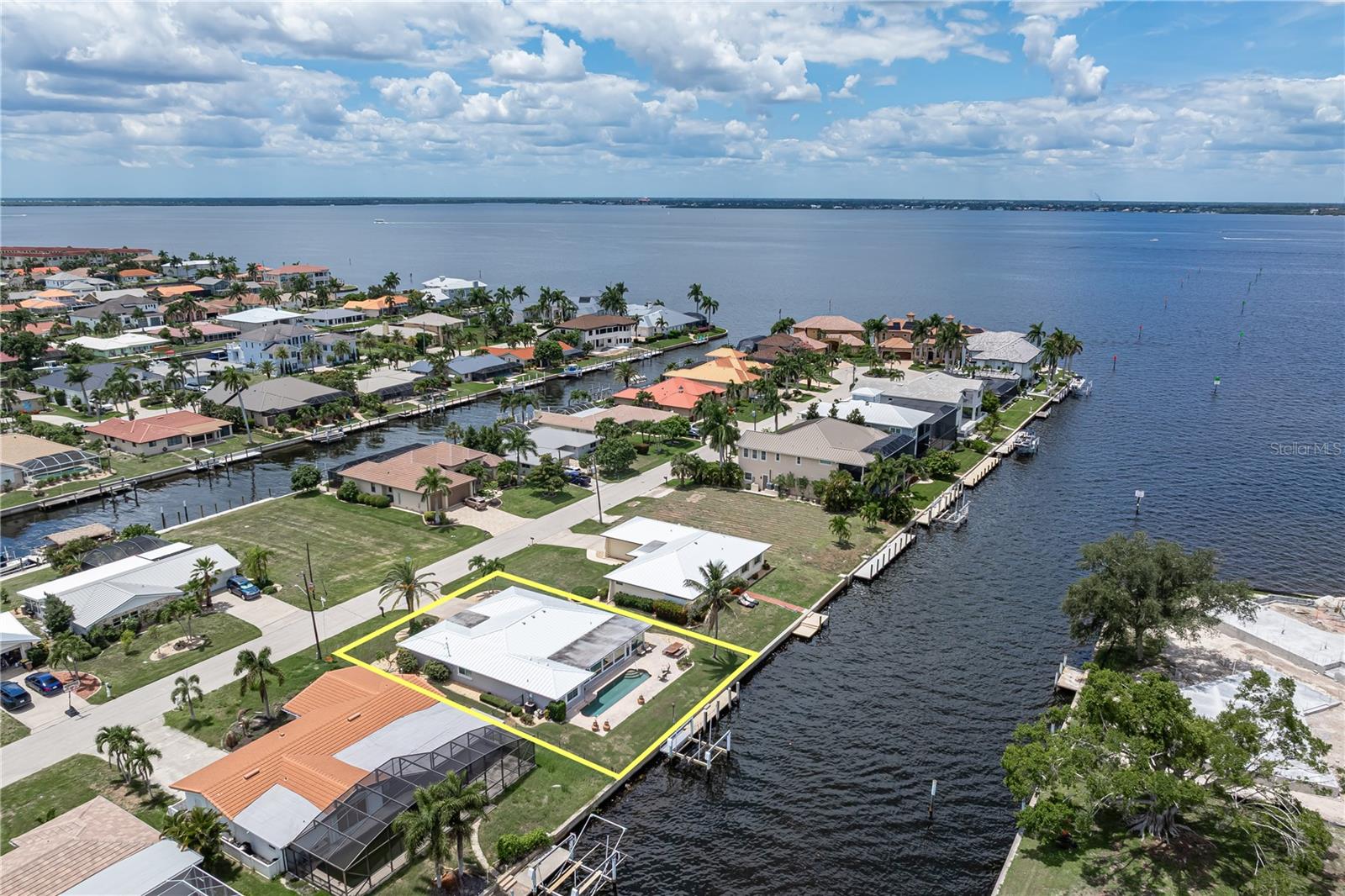 2211 PALM TREE DR, PUNTA GORDA, FL — photo 57