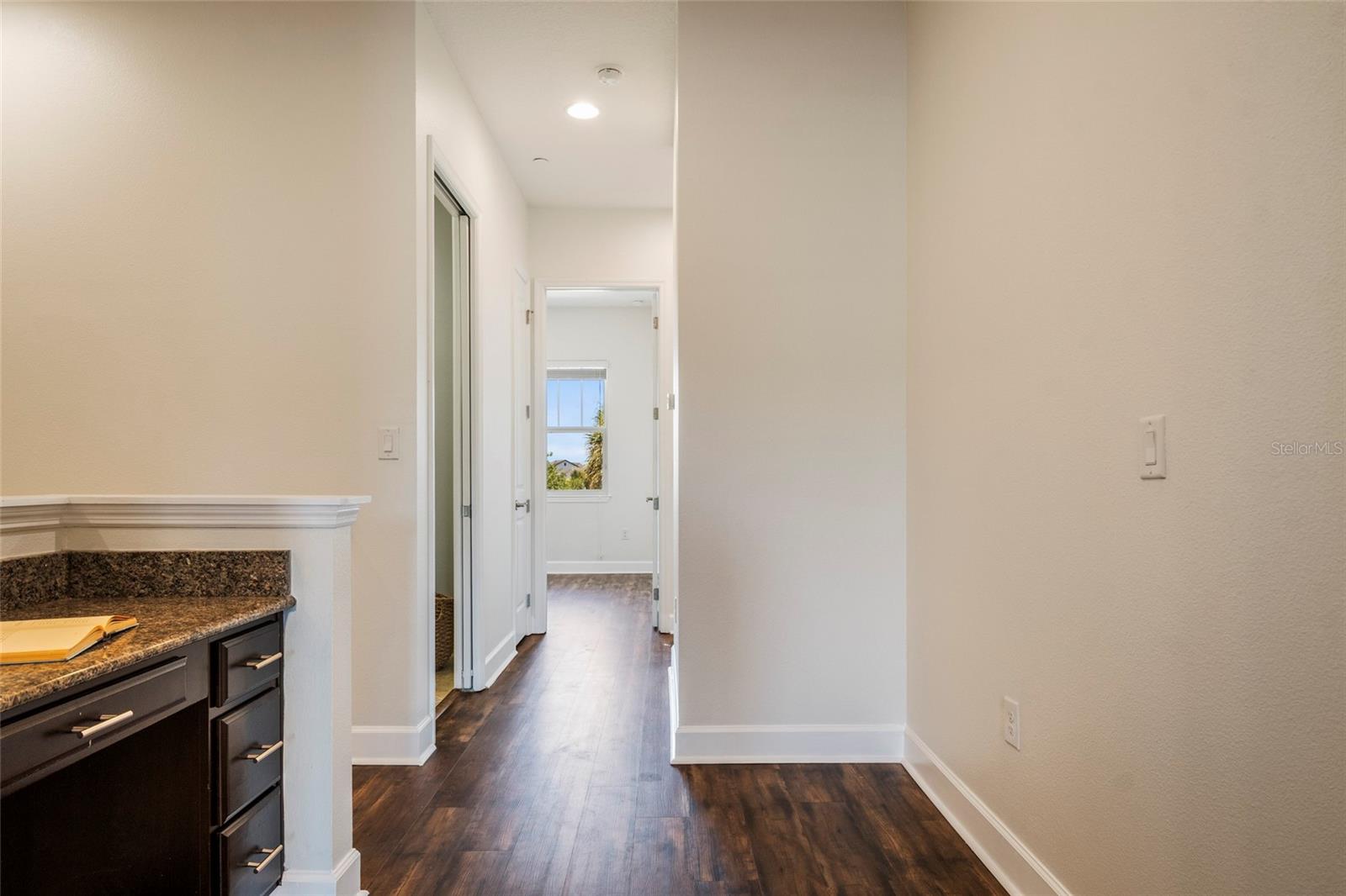 9037 LAUREATE BLVD, ORLANDO, FL — photo 29