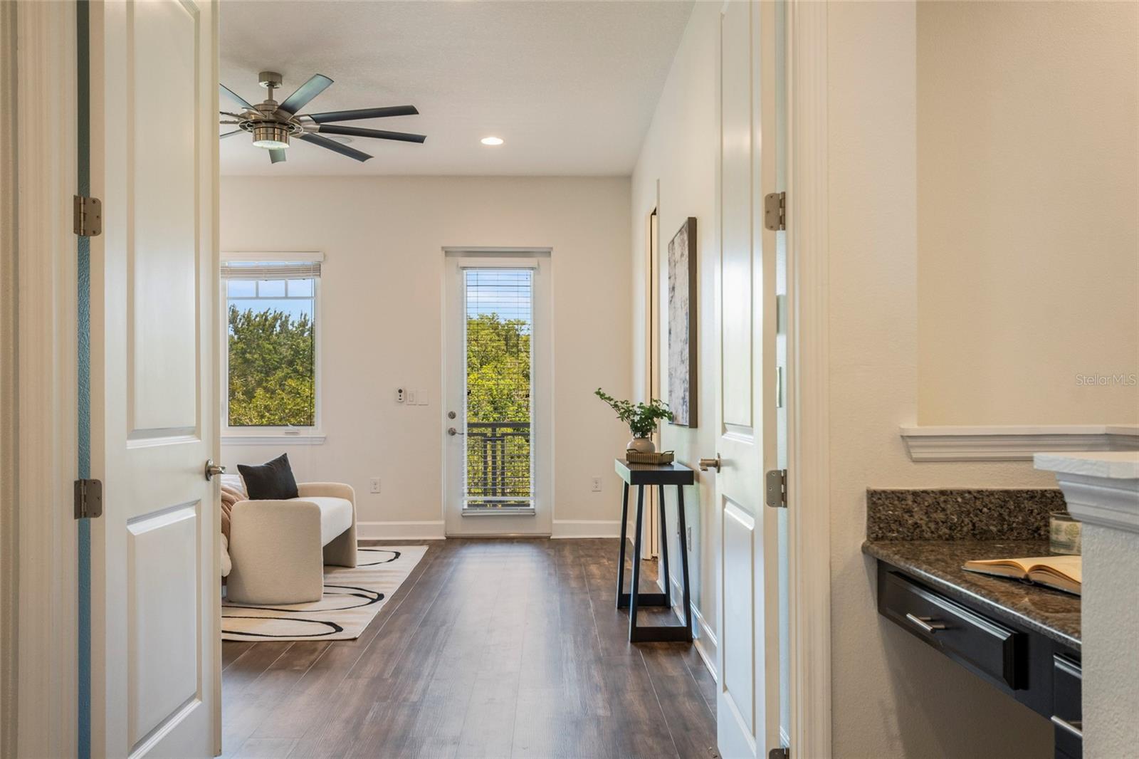 9037 LAUREATE BLVD, ORLANDO, FL — photo 31