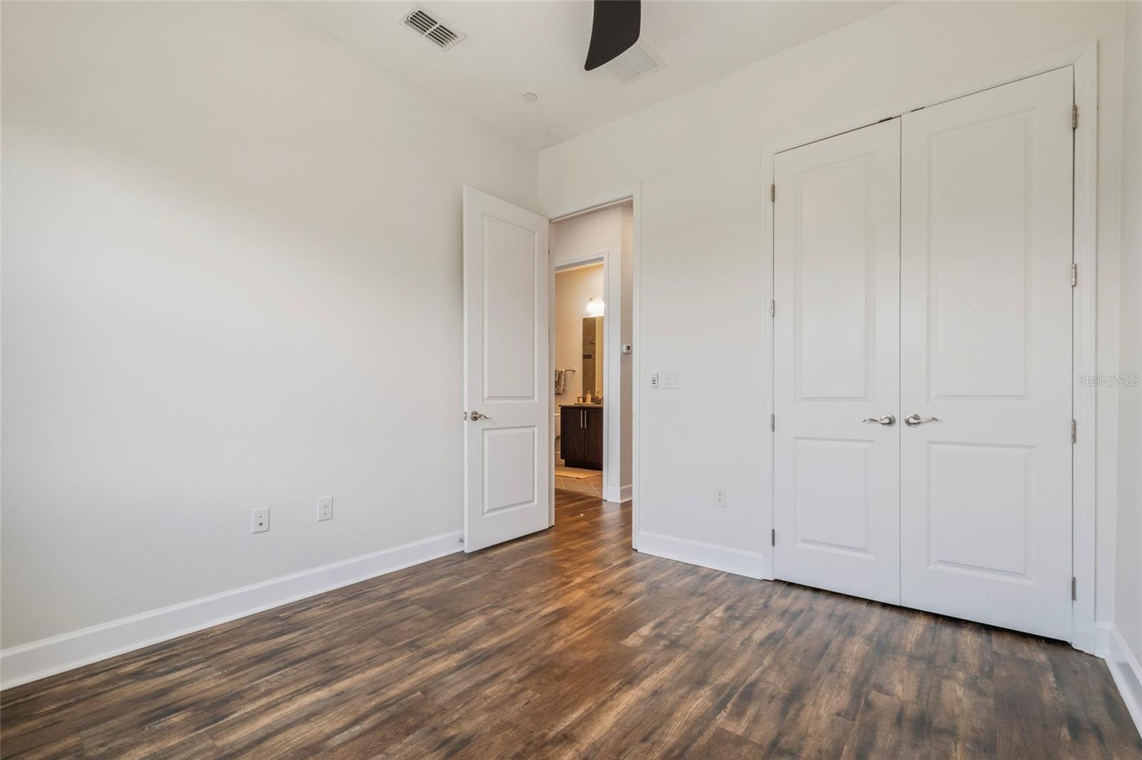 9037 LAUREATE BLVD, ORLANDO, FL — photo 46