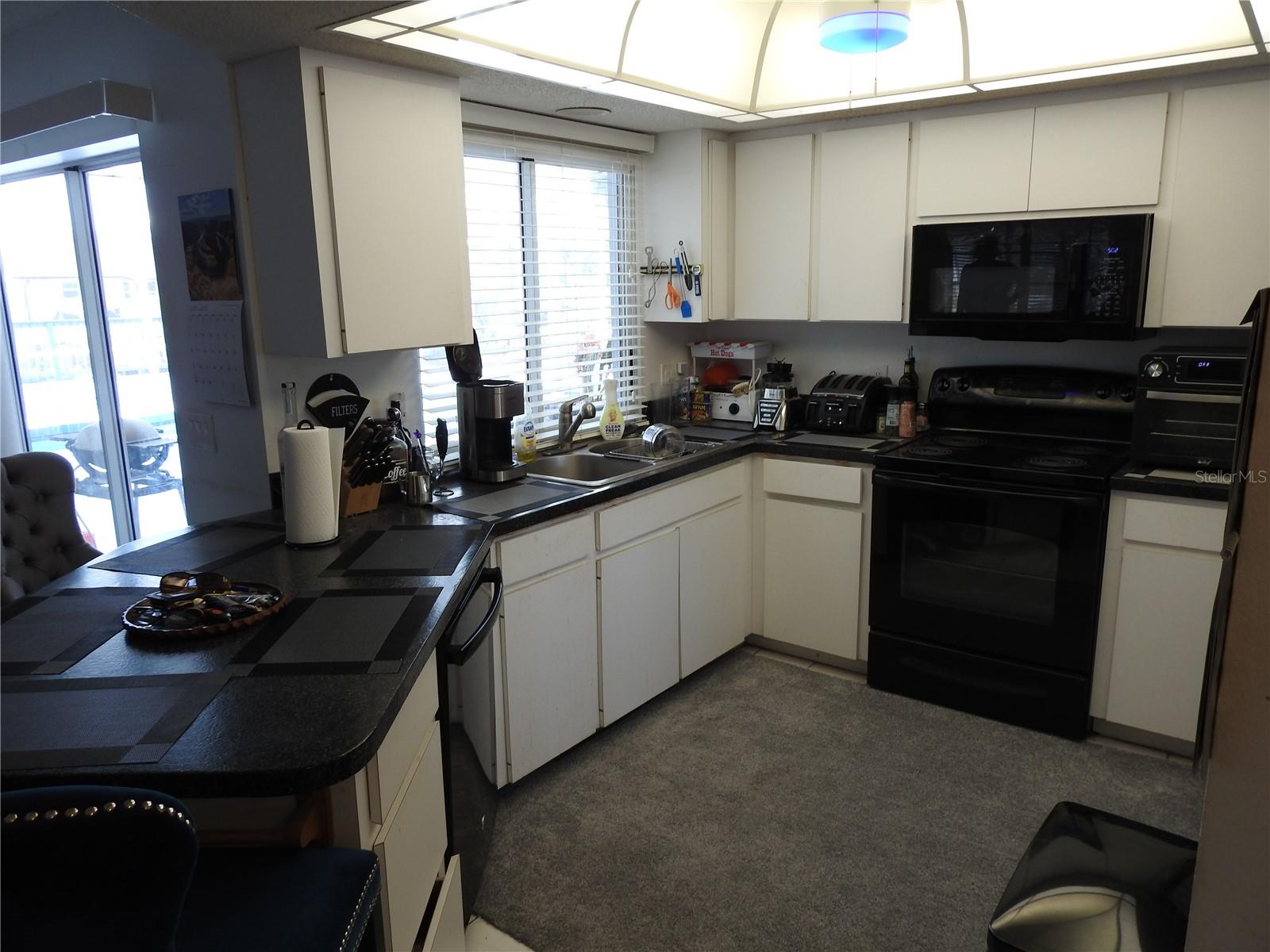 2132 PENNSYLVANIA AVE, ENGLEWOOD, FL — photo 11