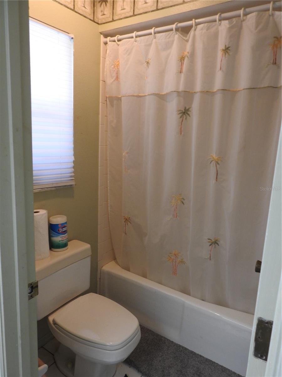 2132 PENNSYLVANIA AVE, ENGLEWOOD, FL — photo 14