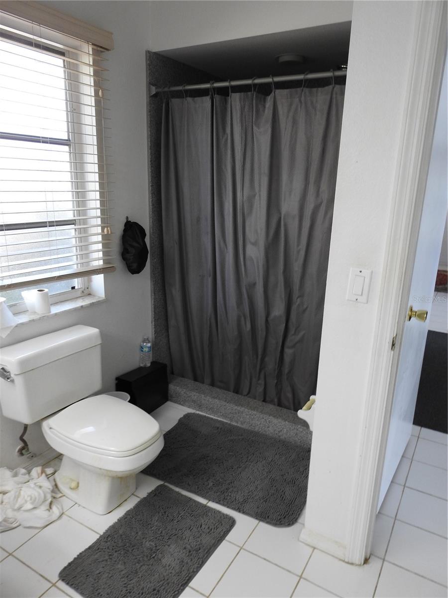 2132 PENNSYLVANIA AVE, ENGLEWOOD, FL — photo 18