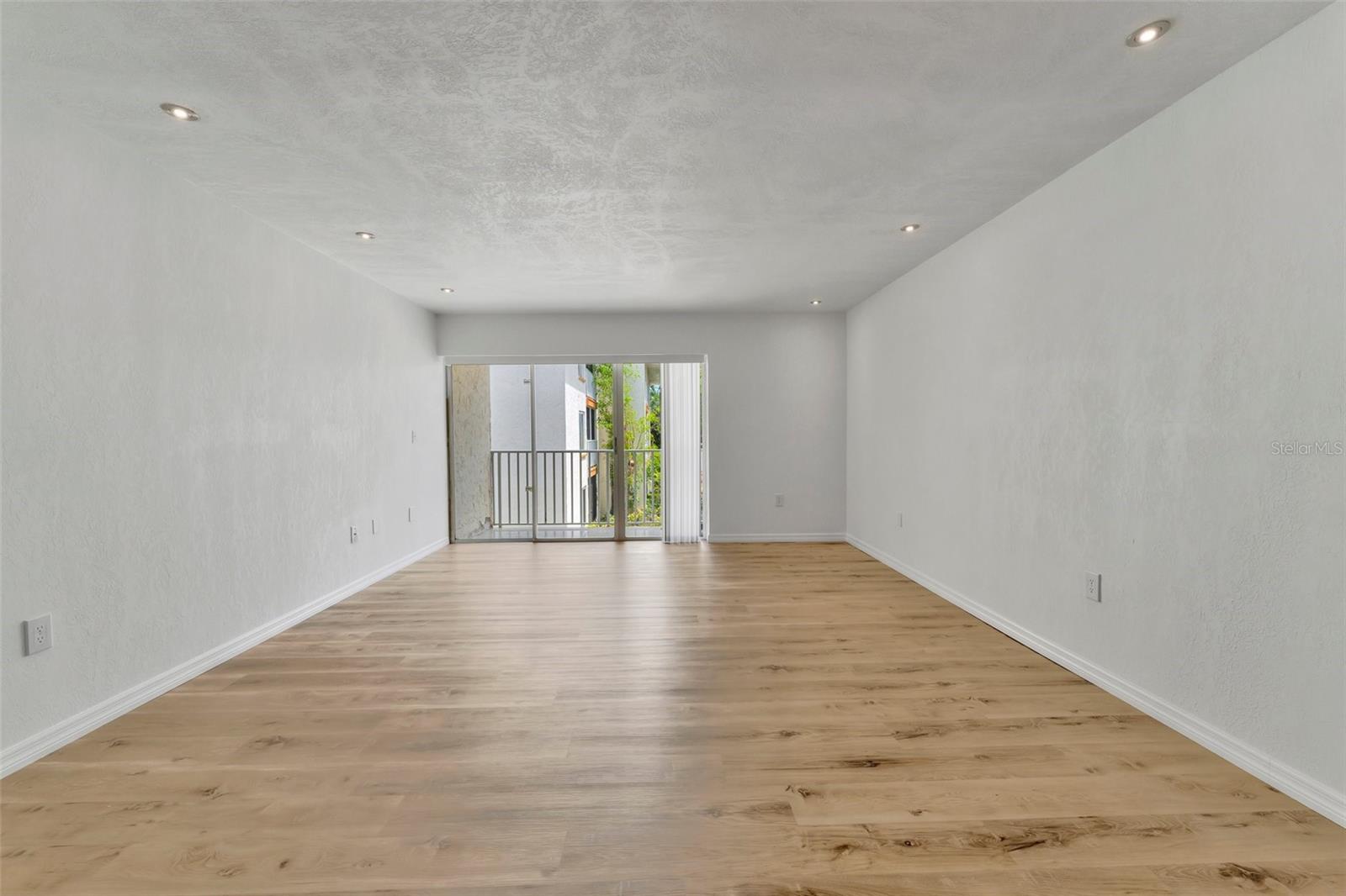 592 100TH AVE N #201, ST PETERSBURG, FL — photo 16