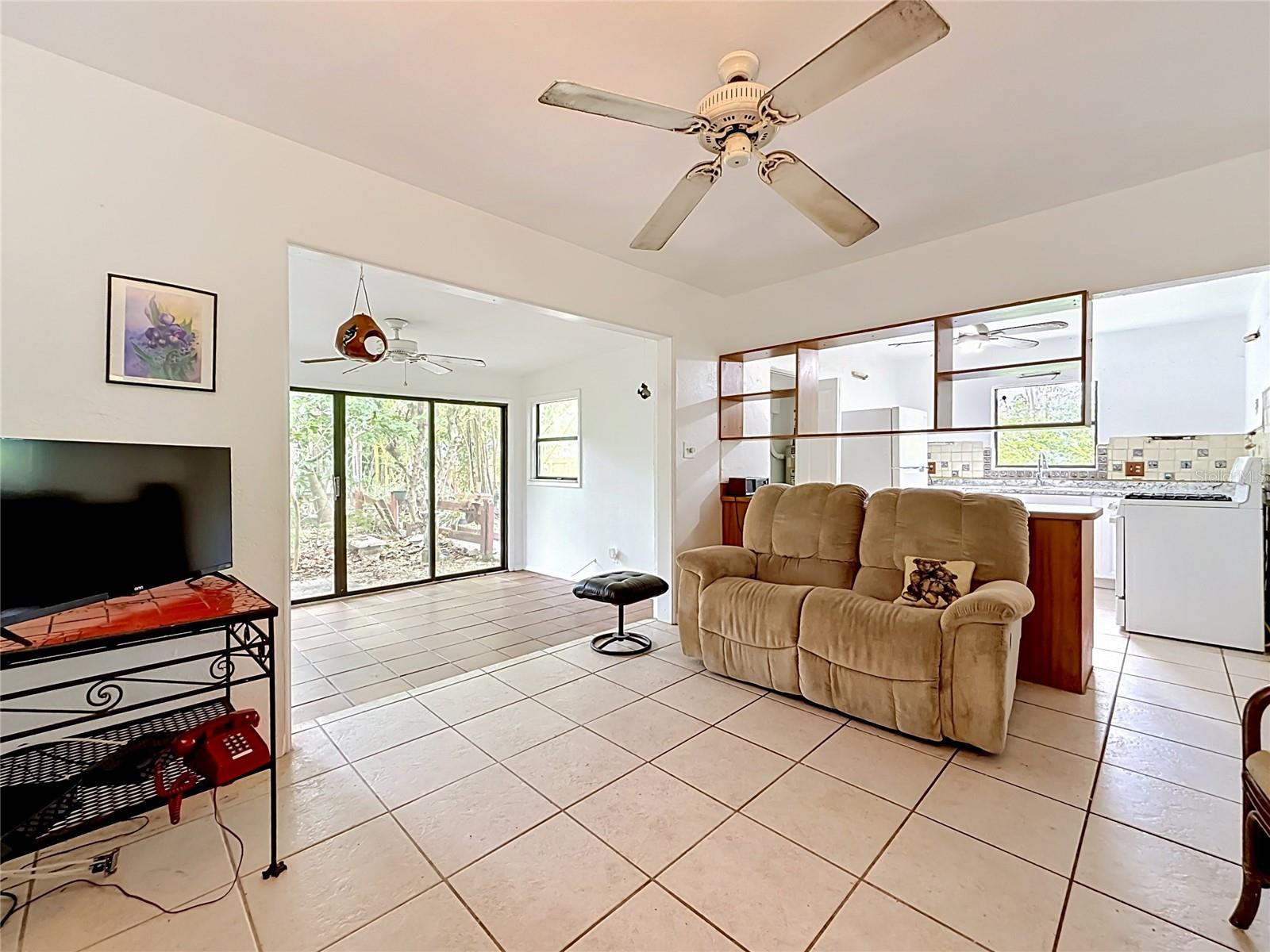 6330 EMERSON AVE S, ST PETERSBURG, FL — photo 9