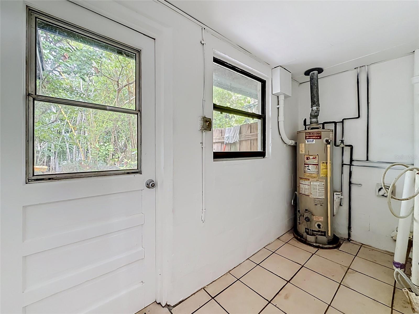 6330 EMERSON AVE S, ST PETERSBURG, FL — photo 34