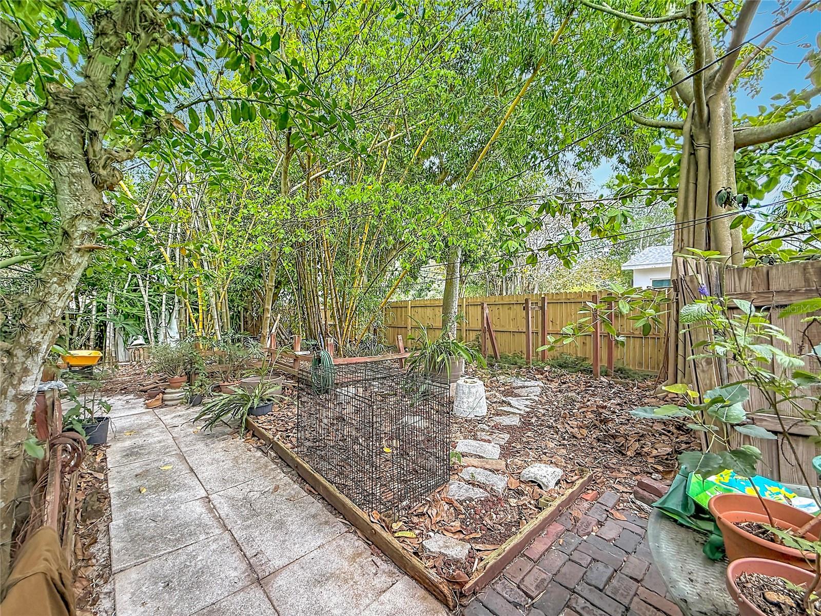 6330 EMERSON AVE S, ST PETERSBURG, FL — photo 38