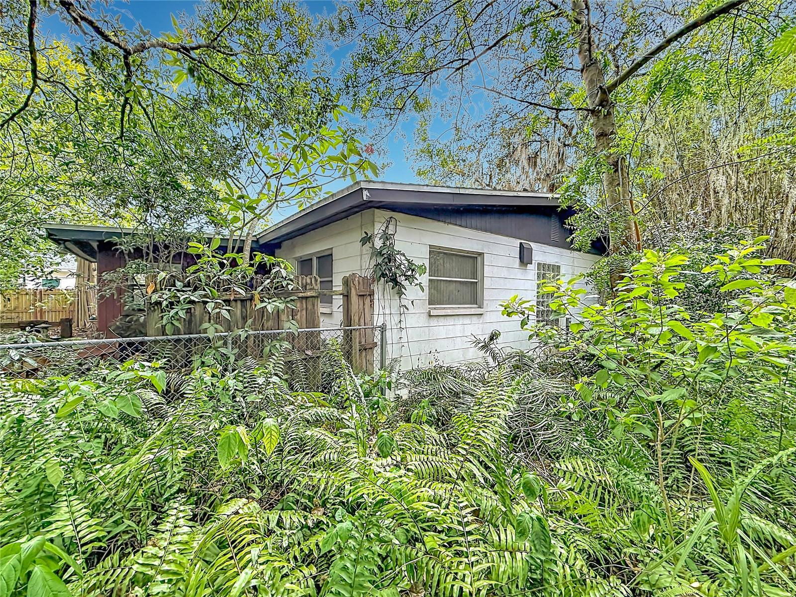 6330 EMERSON AVE S, ST PETERSBURG, FL — photo 49