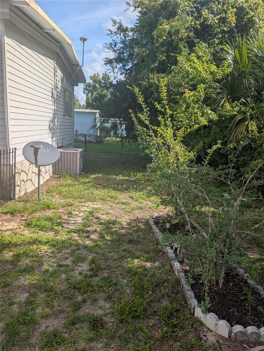 469 NE 64TH AVE, OCALA, FL — photo 41