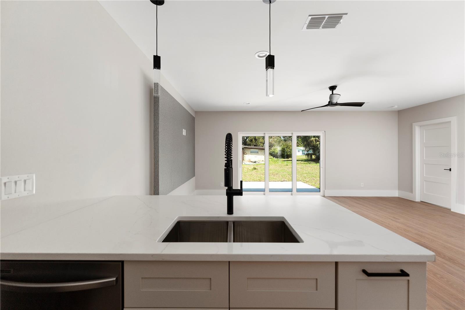 457 RIVERVIEW AVE, SANFORD, FL — photo 9