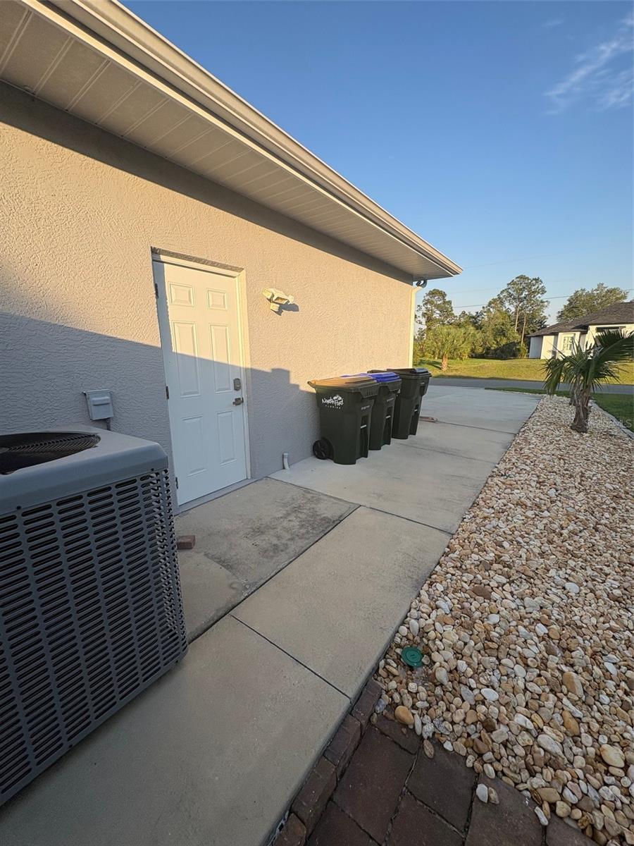 2927 BELLEVILLE TER, NORTH PORT, FL — photo 57