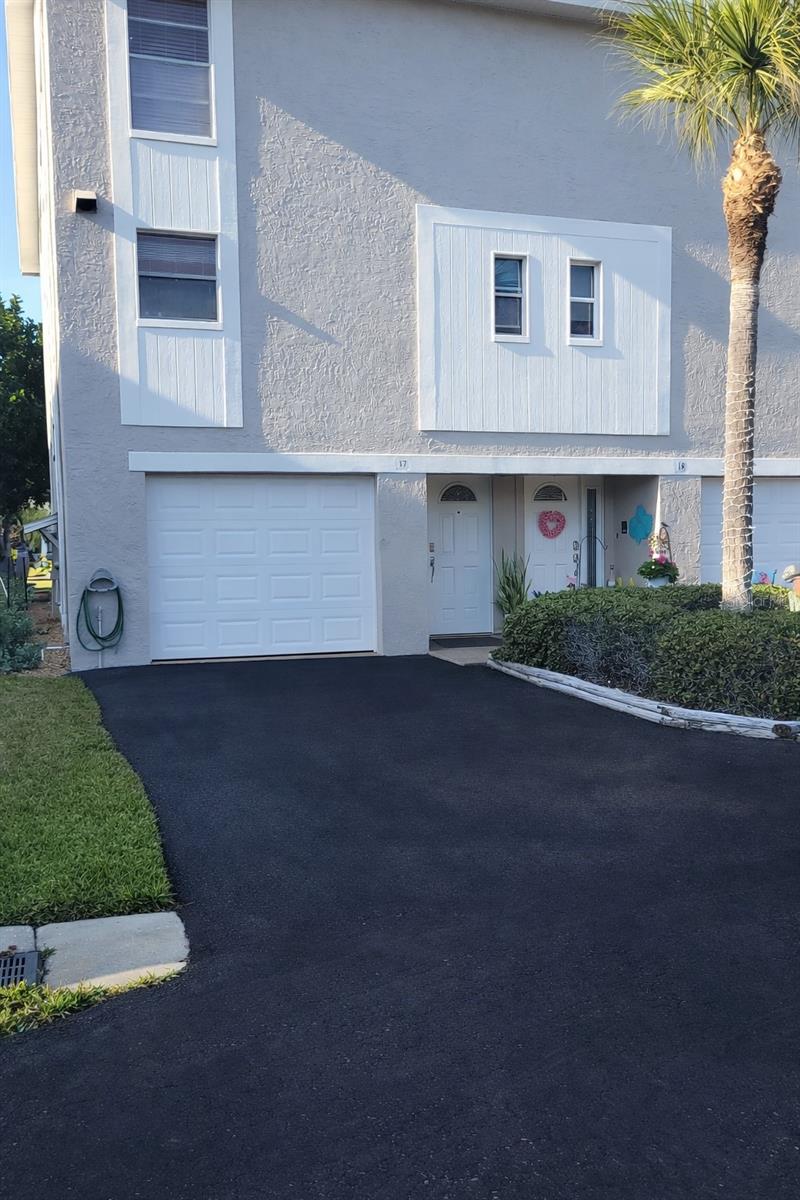 255 CAPRI CIR N #17, TREASURE ISLAND, FL — photo 4